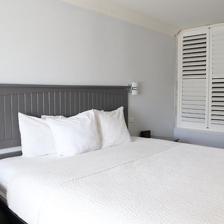Days Inn By Wyndham Near City Of Hope Duarte Εξωτερικό φωτογραφία
