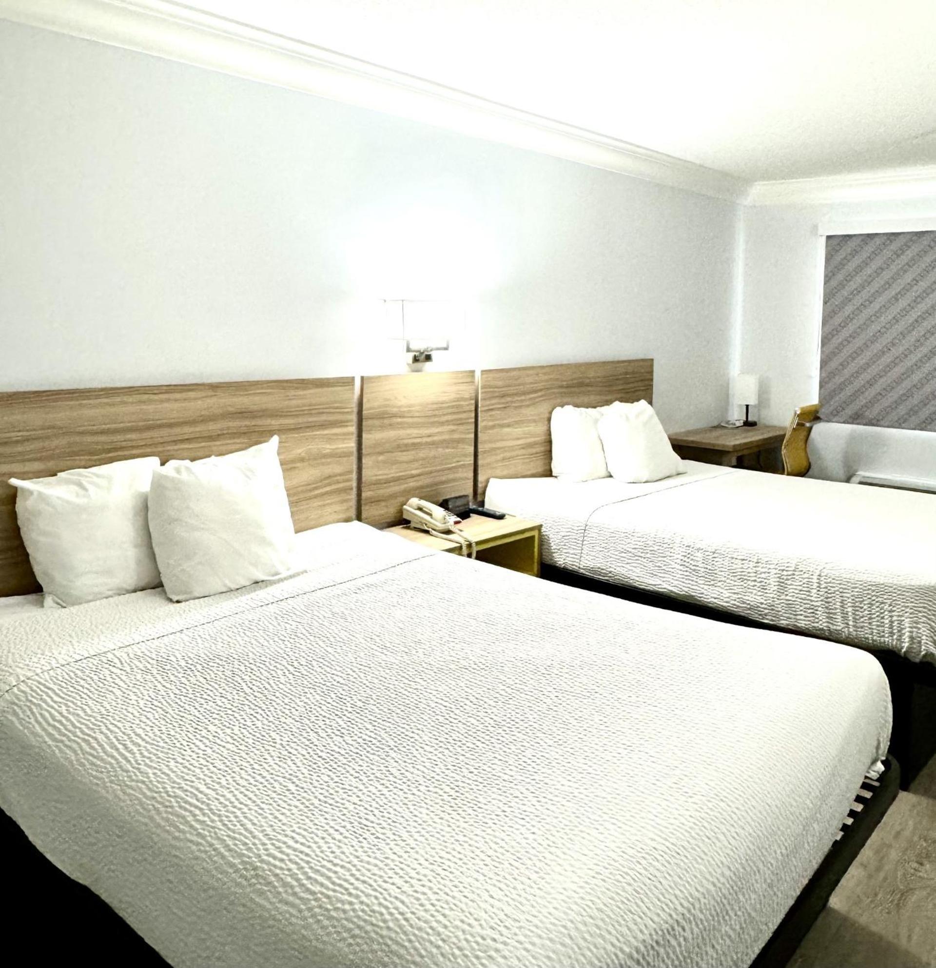 Days Inn By Wyndham Near City Of Hope Duarte Εξωτερικό φωτογραφία